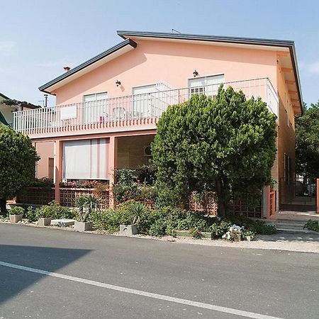 Villa Erica à Bibione Extérieur photo