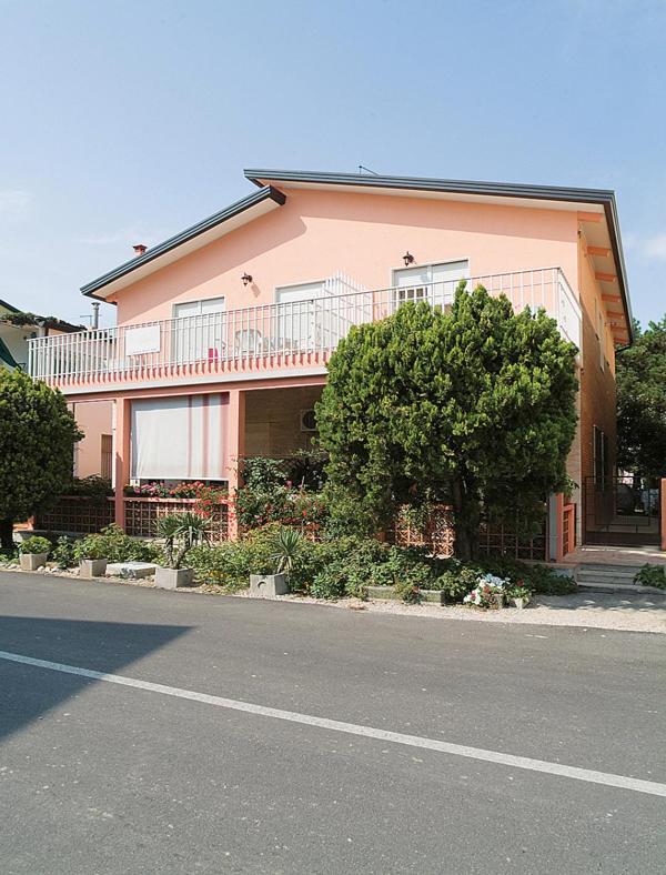 Villa Erica à Bibione Extérieur photo